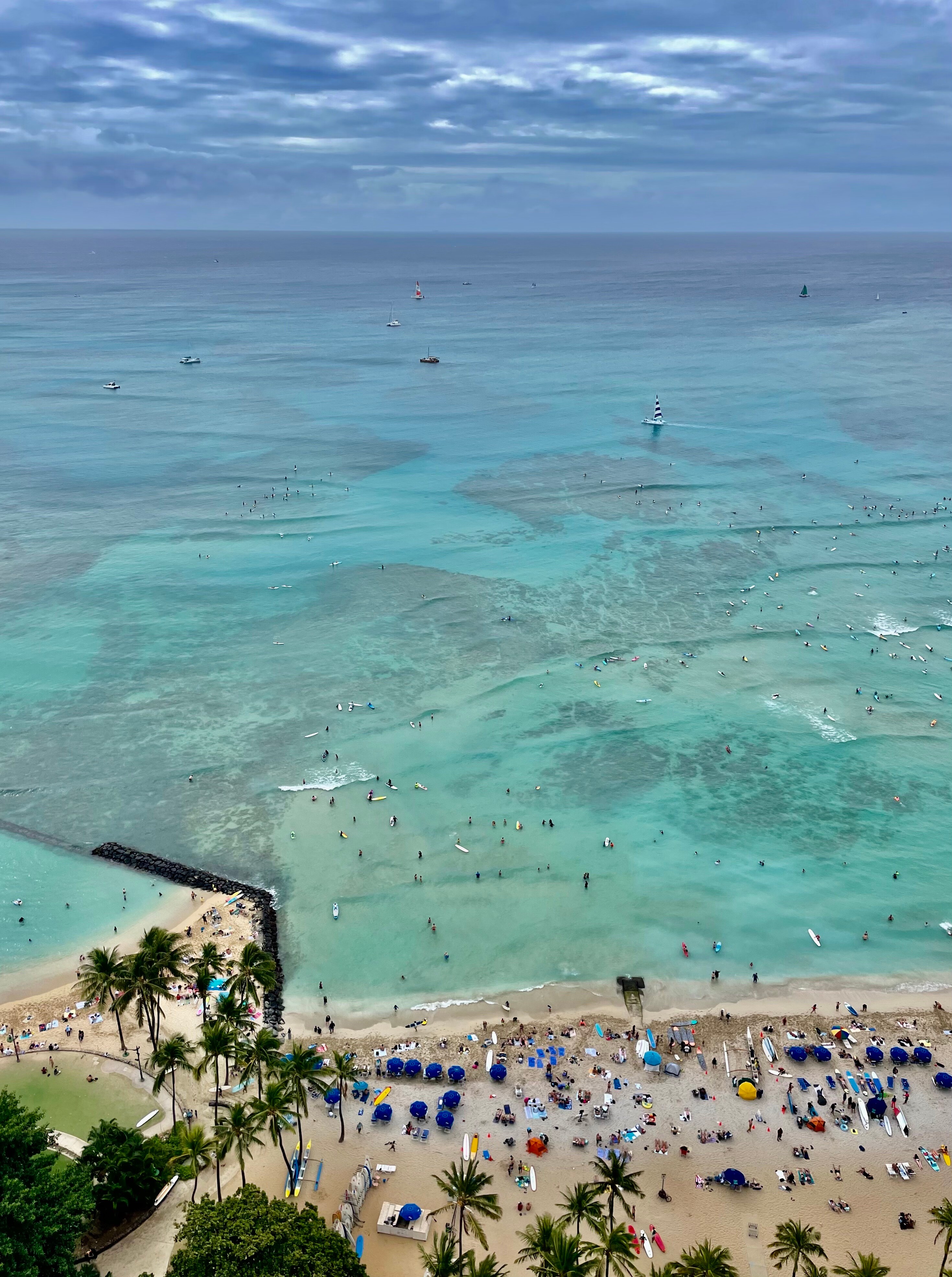 Honolulu, Hawaje, Kaja Dominas